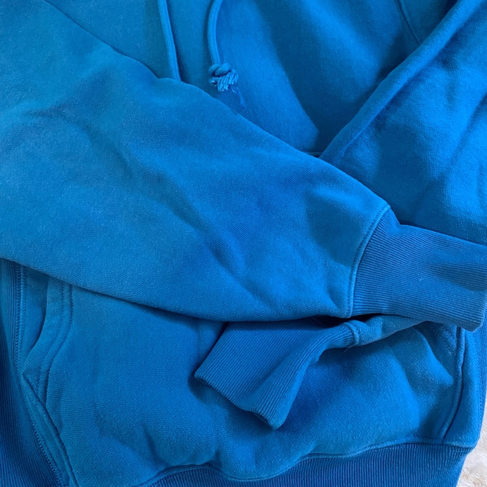 Blue reverse weave Champion hoodie-great condition!💙FINAL MARKDOWN💙 - Picture 15 of 16